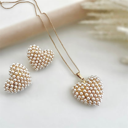 Soul of Pearls Earrings