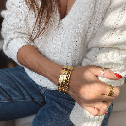 Tefi Heart Bangle