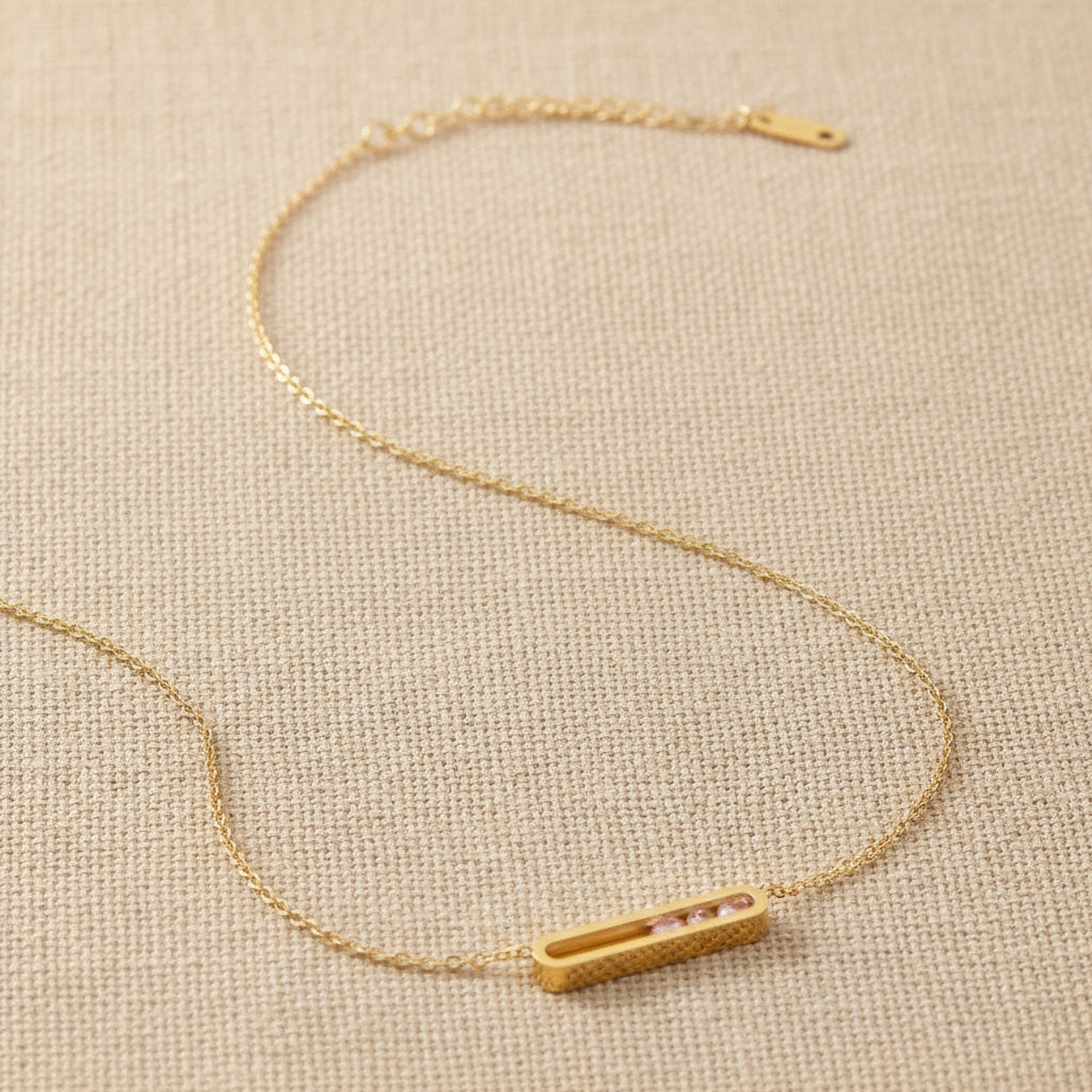 Golden Line Necklace